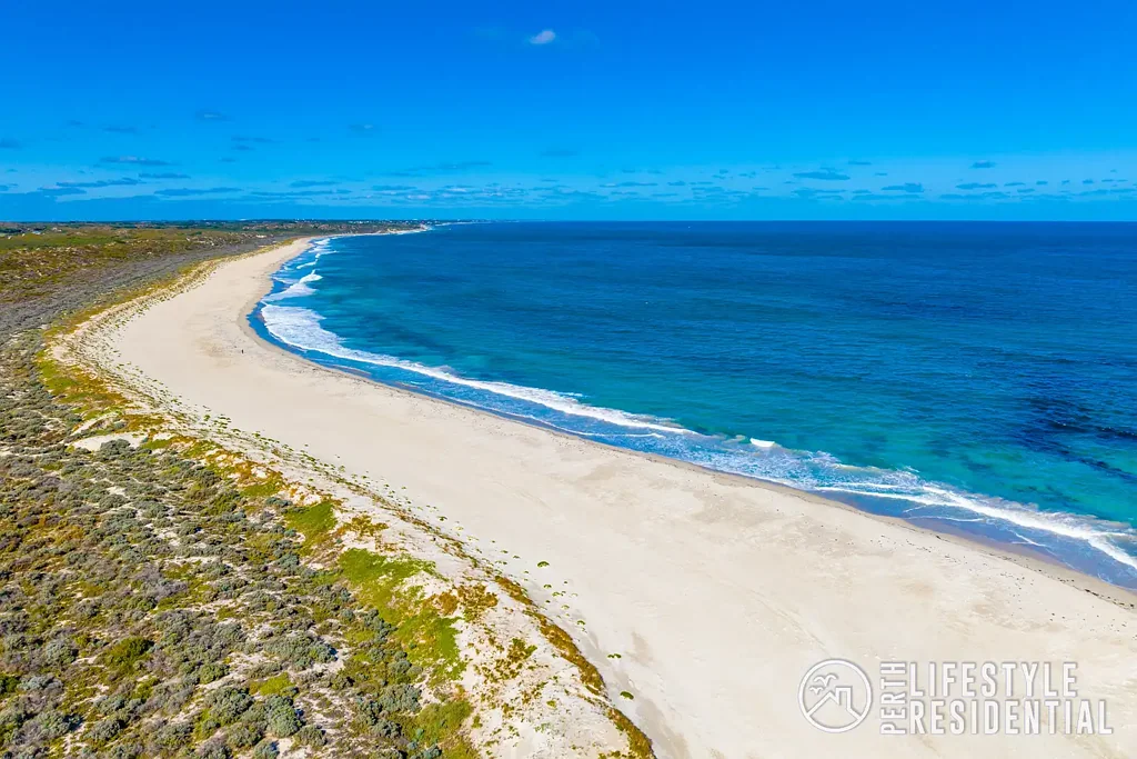 Beautiful 3x1 Family home- 6 month lease initially