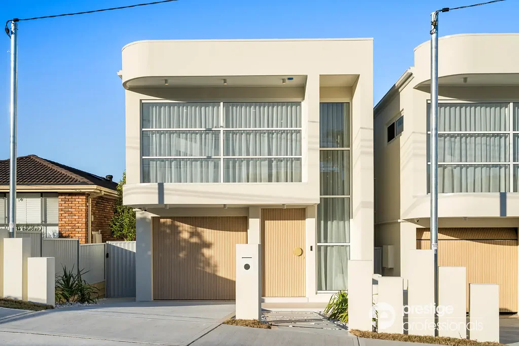 Moorebank 4 Bedroom Brand New Coastal Luxe