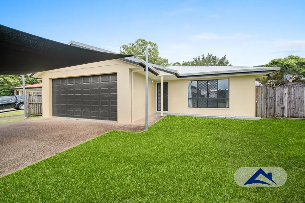 5 Hillman Place, Bentley Park, QLD 4869