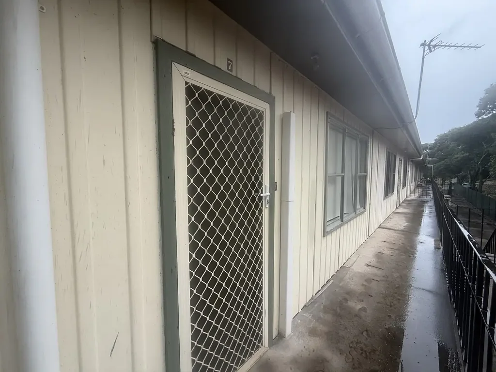 Spacious Two Bedroom Unit