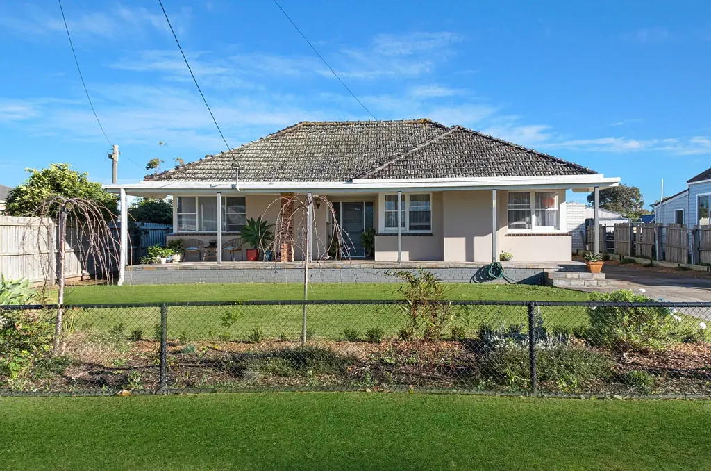 13 Spring Street, Koroit, VIC 3282