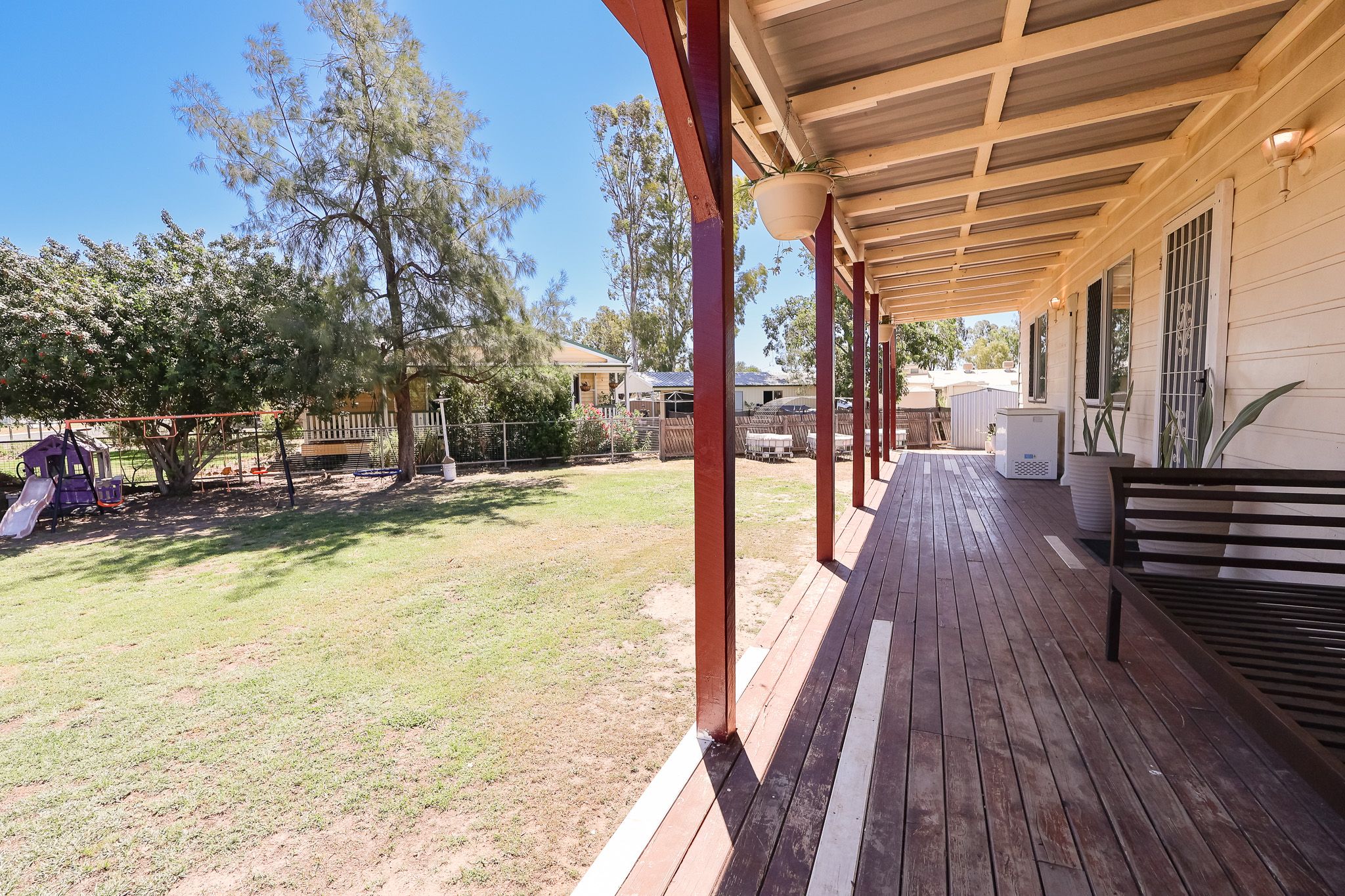 21 POWELL ST, ROMA QLD 4455, 0 Bedrooms, 0 Bathrooms, House