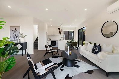 23 Argo Drive, Half Moon Bay, Manukau City, 4 Bedrooms, 2 Bathrooms, Townhouse
