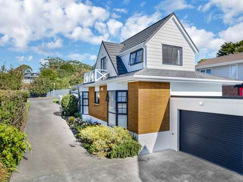 Mairangi Bay 3房  Stylish Home with Ground-Level Living & Sea Views