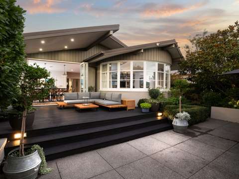 Saint Albans 4房  Ignore RV, Vendors have Purchased and are Selling!