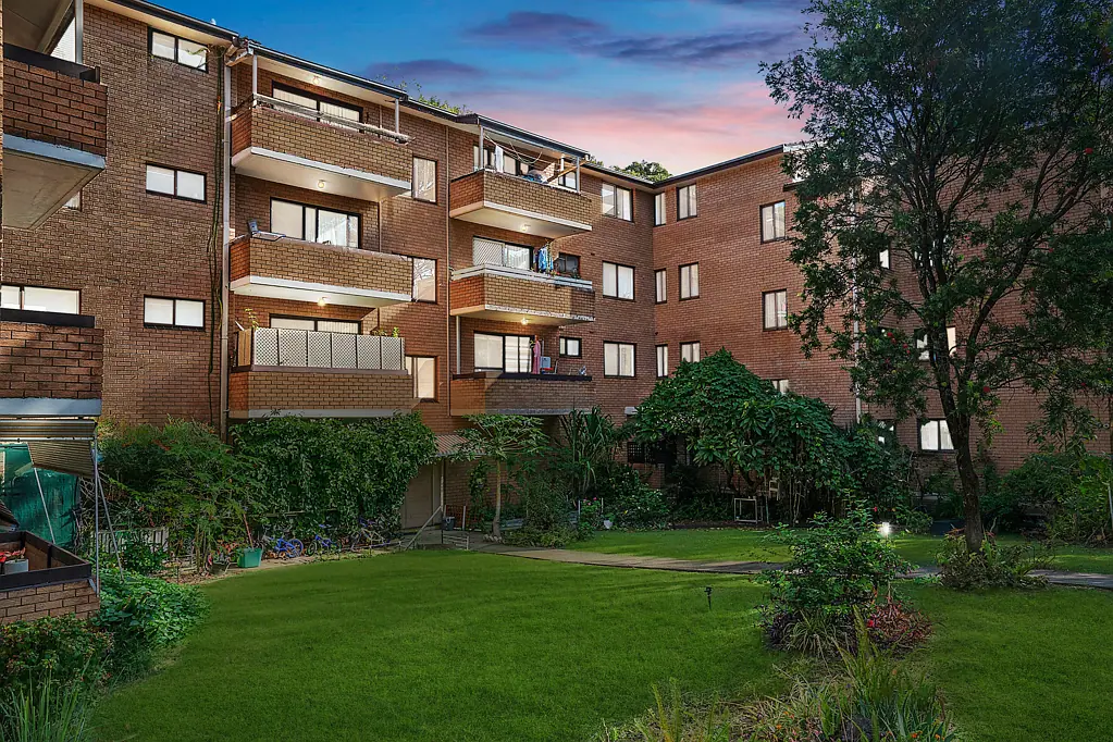 13/22-24 Sir Joseph Banks Street, Bankstown, NSW 2200
