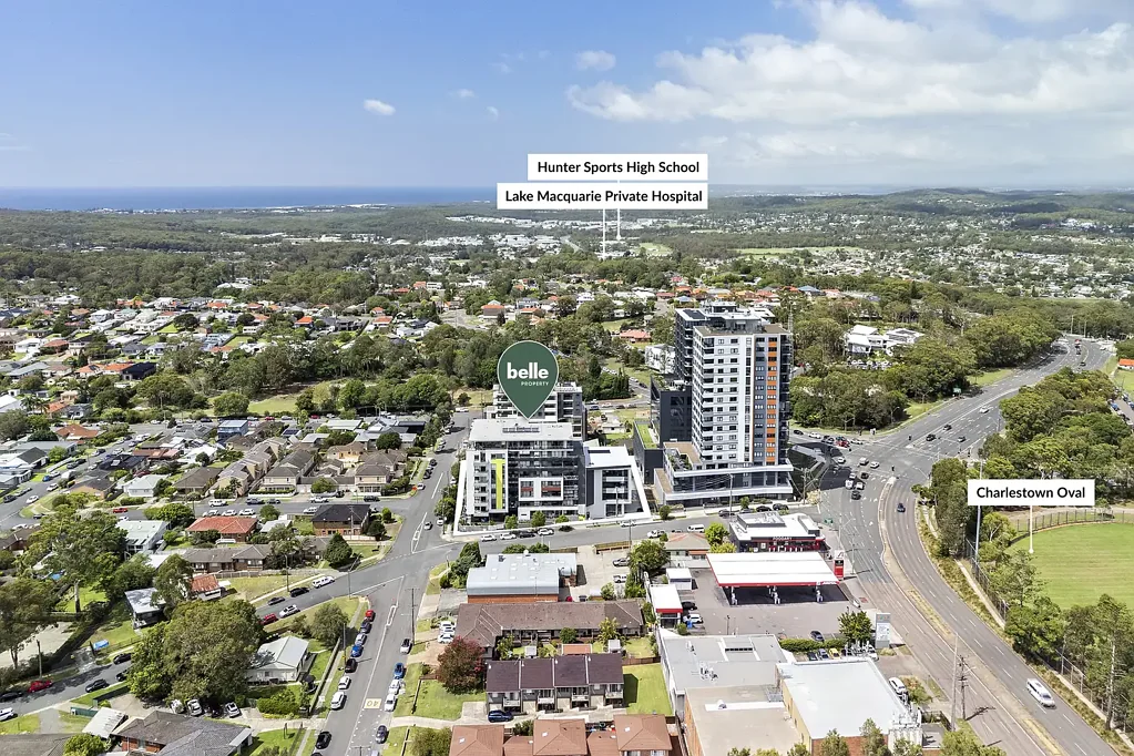 Charlestown 1ห้องนอน Skyline Position with Coastal Glimpses and Charlestown on Call