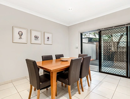 10/36-38 Watkins Road, Baulkham Hills, The Hills, 3 rūma, 2 rūma horoi, Townhouse