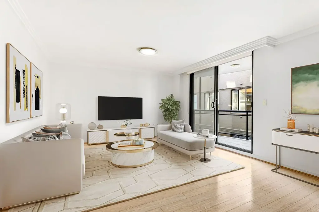 Premium Contemporary Living on the Doorstep of the Harbourfront | Leased by Anna Hudson on 0429 697 212