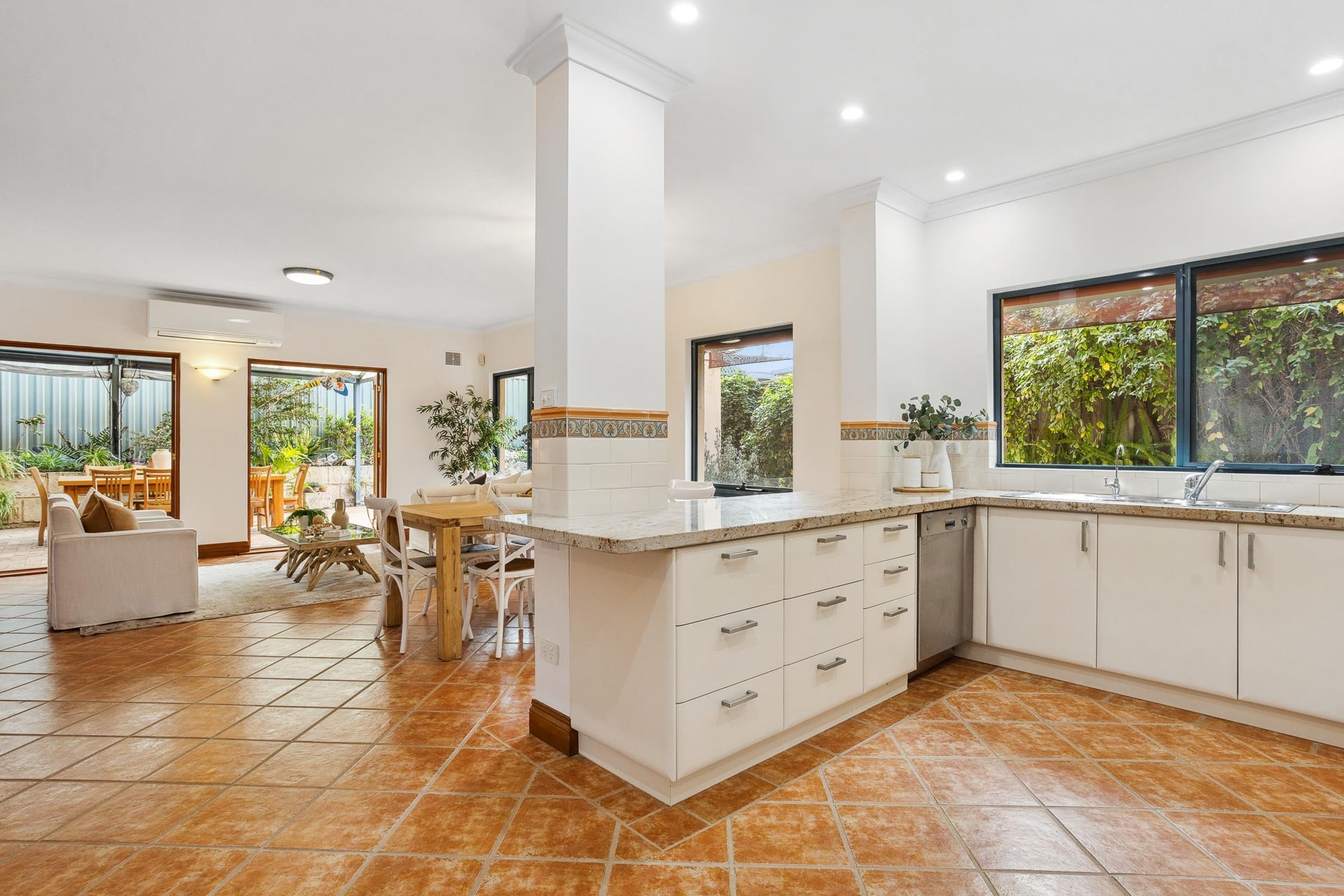 19 ZAMIA ST, MOUNT CLAREMONT WA 6010, 0 રૂમ, 0 બાથરૂમ, House