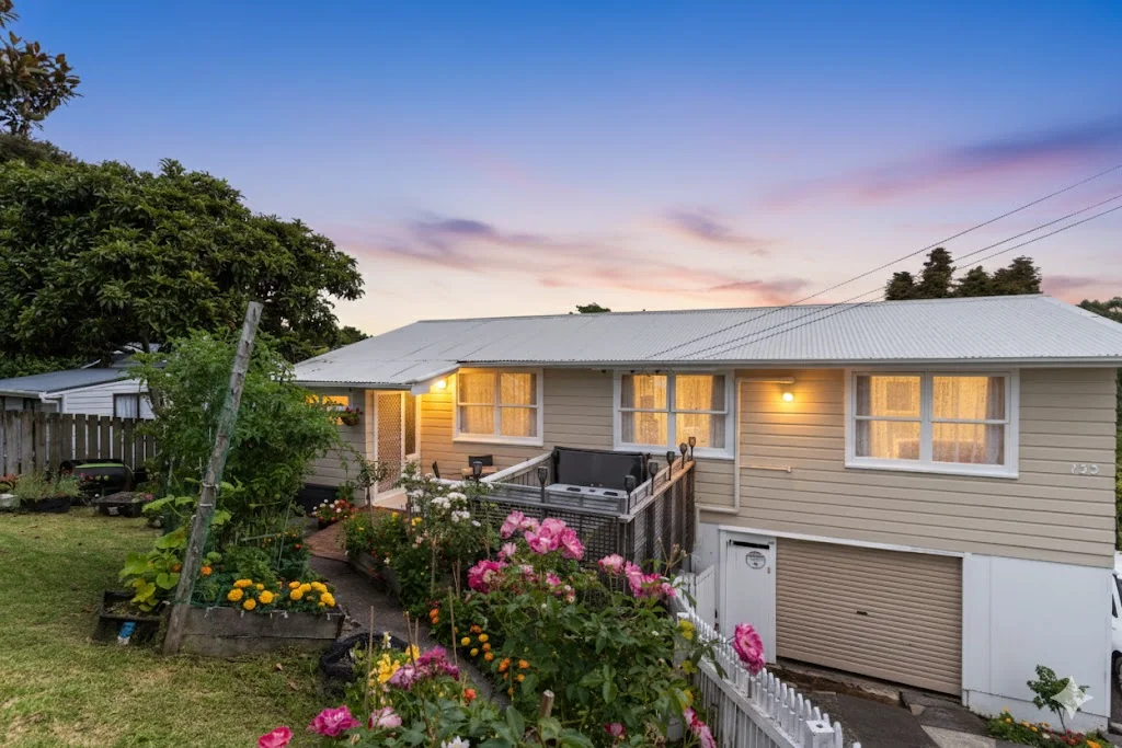 133 Eskdale Road, Birkdale, North Shore City, Auckland