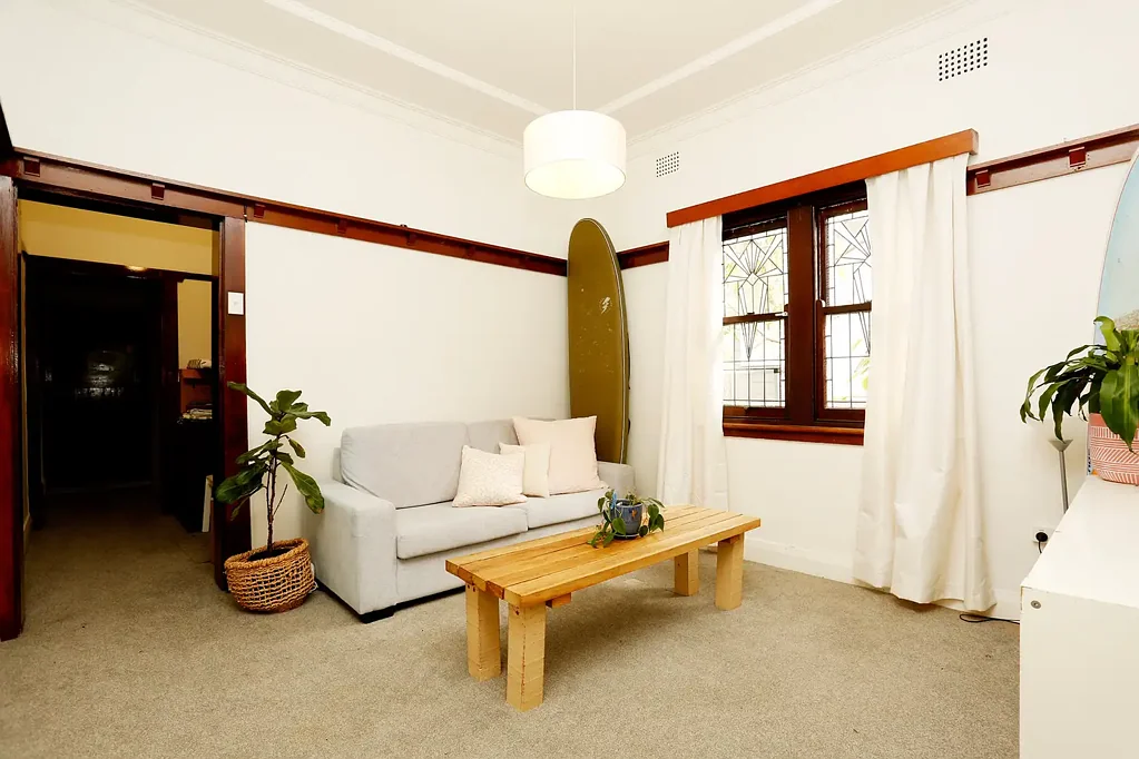 Top floor two bedroom apartment