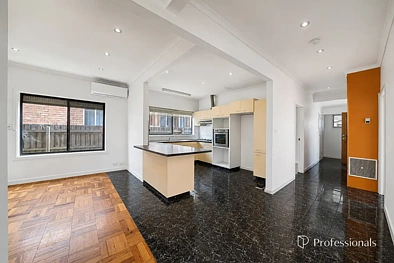 14 Mcivor Road, St Albans, VIC 3021, 4 slaapkamers, 1 badkamers, House