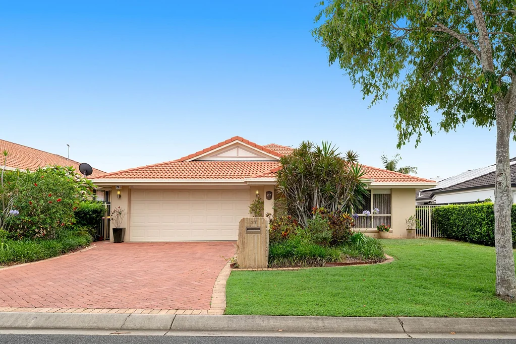 27 Semper Place, Calamvale, QLD 4116