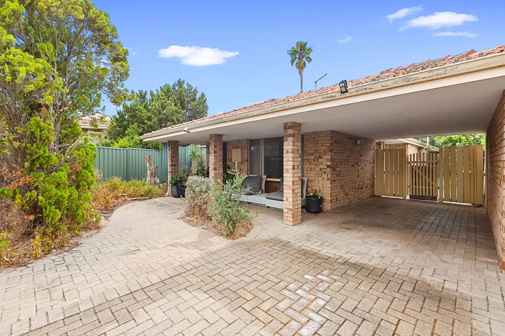 14B Candiru Court, Sorrento, WA 6020