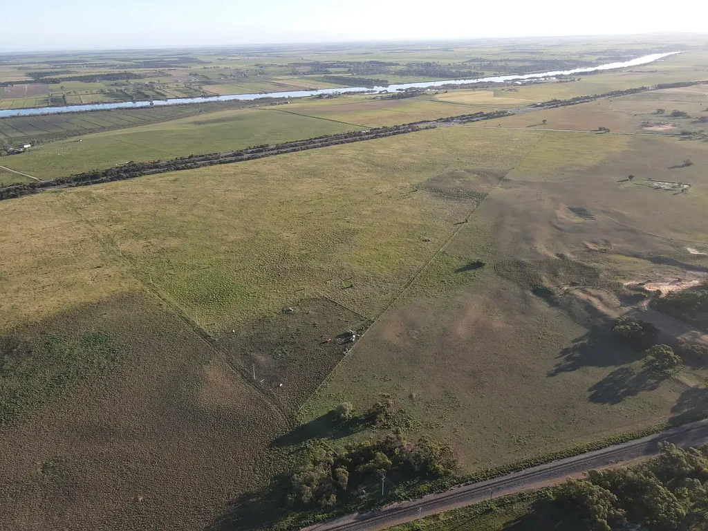 Tailem Bend  HIGHWAY EXPOSURE, GENEROUS LAND AND EXCITING POTENTIAL