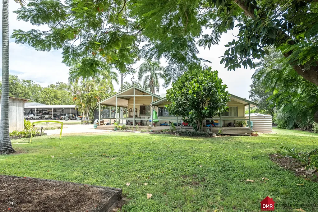 Address Withheld, Gayndah, QLD 4625