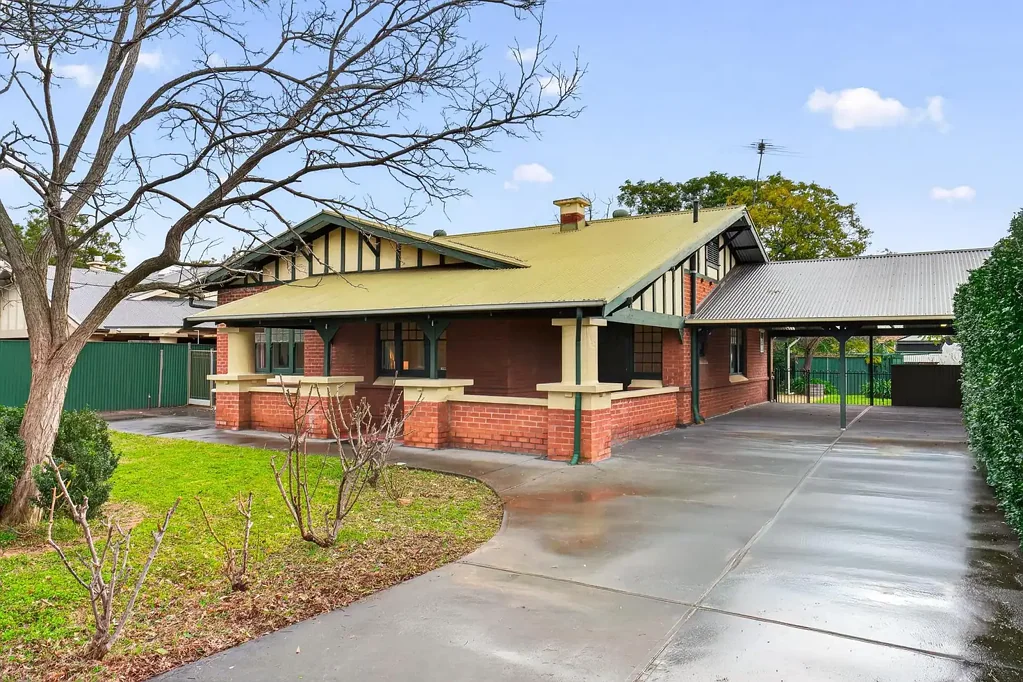 Westbourne Park 4房  Timeless Character, Generous Living & Family Appeal