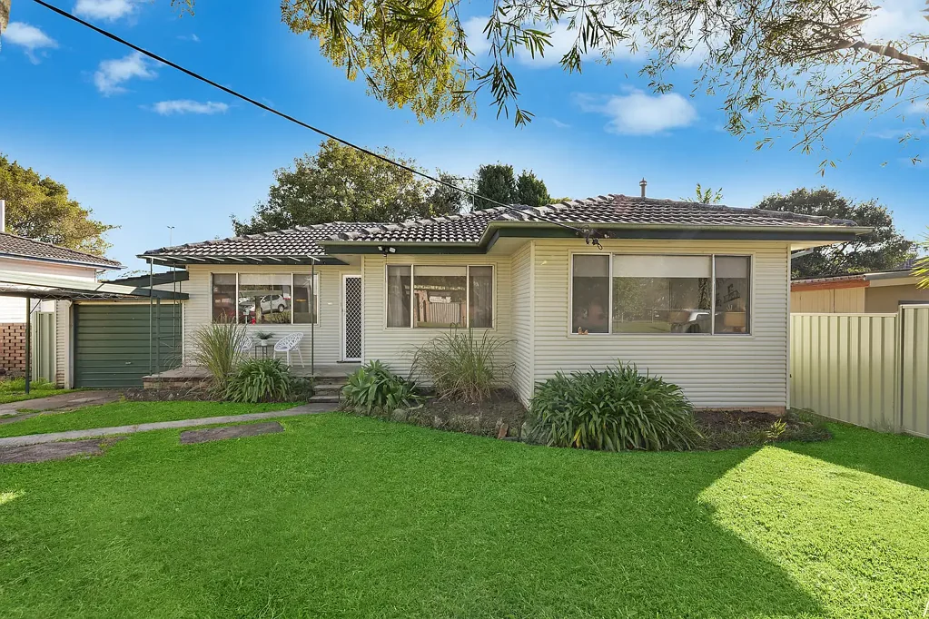68 Orange Parade, Wyoming, NSW 2250