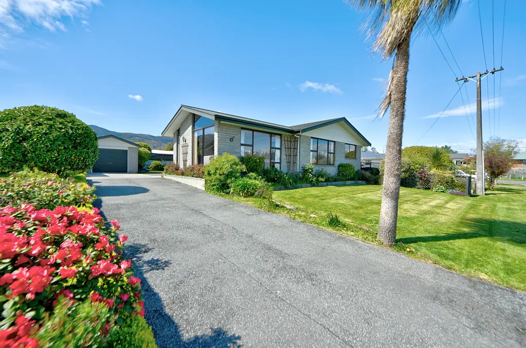 6 Pine Street, Tapanui, Clutha, Otago