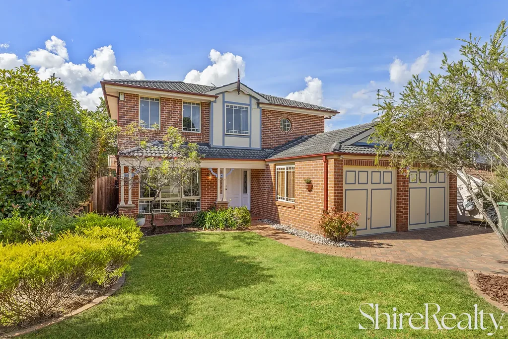 Kellyville 4房 Duncraig Estate宁静街道 新近粉刷 两层住宅 四卧宽敞 低维护472㎡地块 开放式生活区 步行公交 学区房佳选 Enviable dual level family living