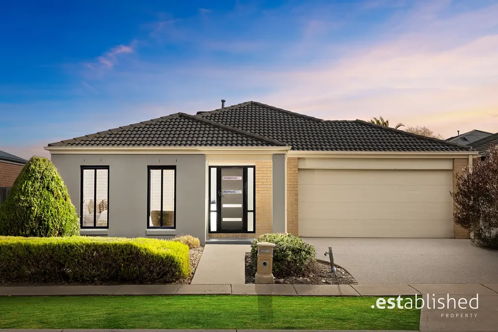 Point Cook 4બેડરૂમ Prefect Family Lifestyle Plus an Alamanda School Zone Address!!