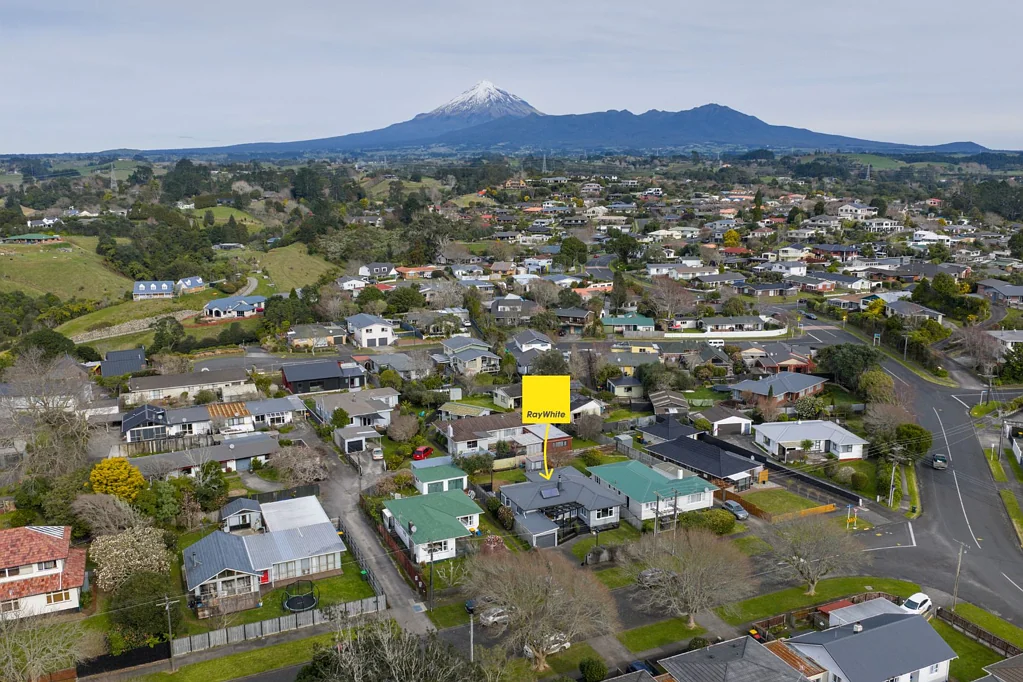 8 Woodleigh Street, Frankleigh Park, New Plymouth, Taranaki