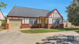 UNIT 5 41 MENINYA ST, Moama