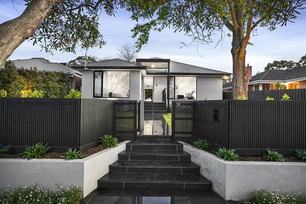 10 Paramount Avenue, Blackburn South, VIC 3130