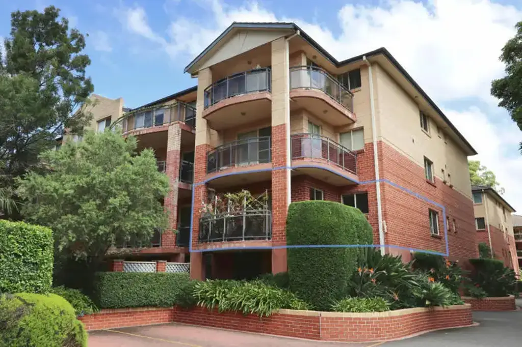 Pennant Hills 1Kwarto SOLID, SPACIOUS, SECURE and filled with NATURAL SUNLIGHT!