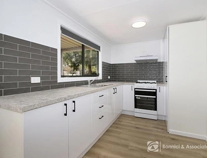 63/5189 Riverina Highway, Howlong, Riverina, 2 Kuwarto, 1 Banyo, House