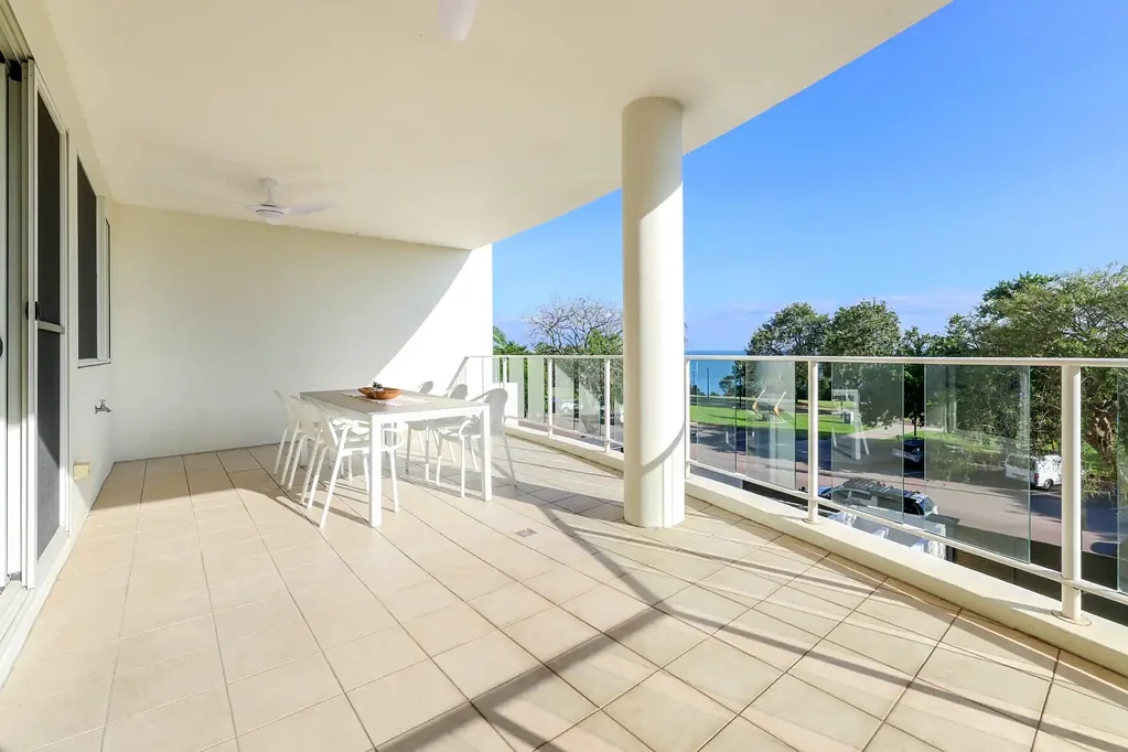 Darwin City 3 Slaapkamer Esplanade CBD Living in Boutique Complex: Invest or Nest