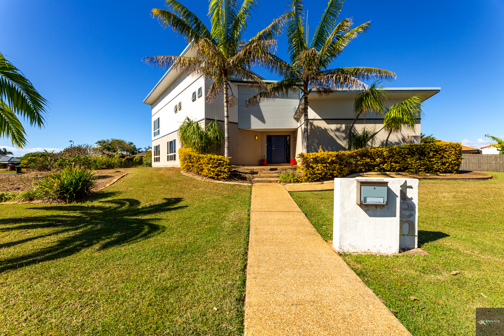 10 SPYGLASS HILL CT, CORAL COVE QLD 4670, 0 Bedrooms, 0 Bathrooms, House