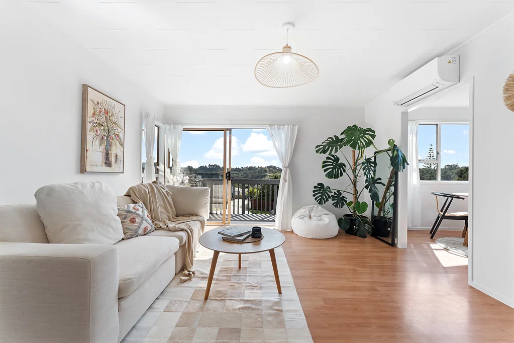 2/1 Cantina Avenue, Bayview, North Shore City, Auckland