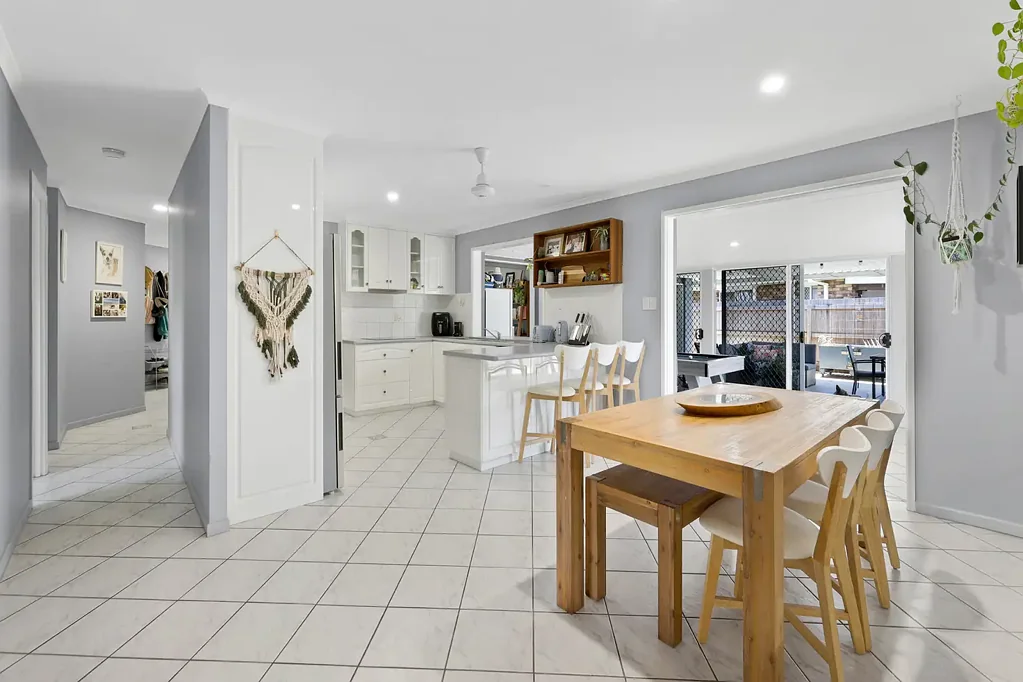 72 Tropical Avenue, Andergrove, QLD 4740