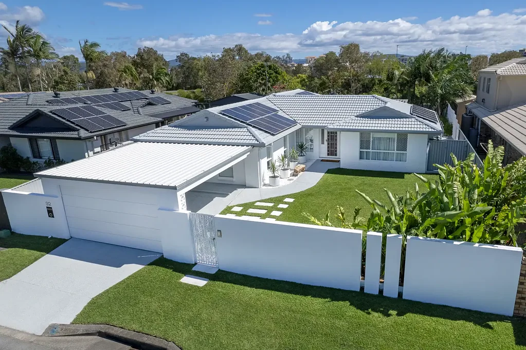 92 Cassowary  Drive, Burleigh Waters, QLD 4220