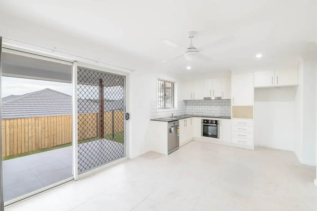 Modern 2 Bedroom Granny Flat/Villa