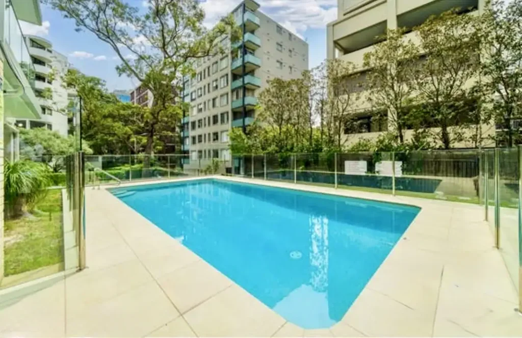 Stunning Newly Renovated Apartment with Lock-Up Garage & Pool in Bondi Junction