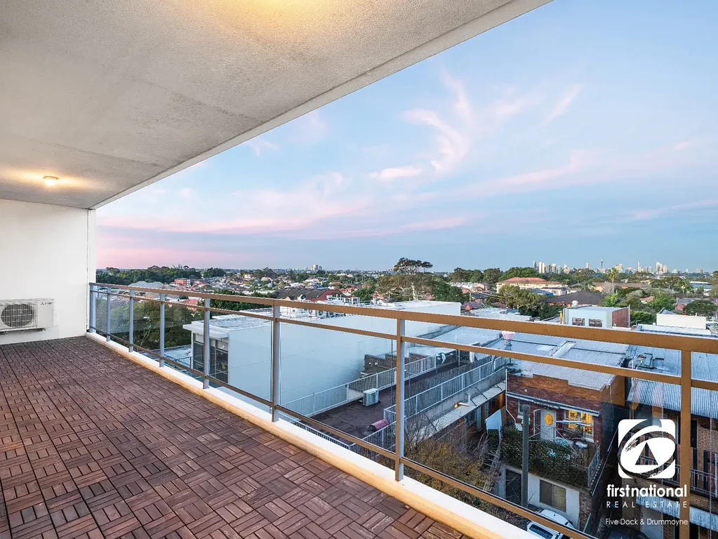 Five Dock 2ਬੈੱਡਰੂਮ Cityscape Backdrop and Fabulous Convenience