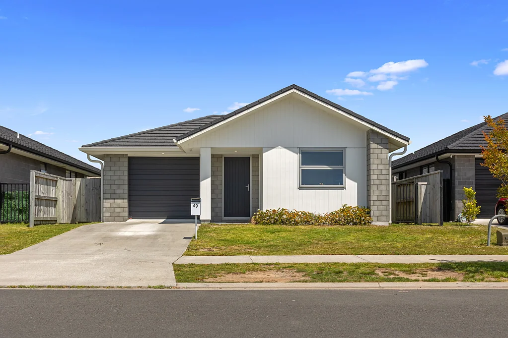 49 Hills View Drive, Papamoa, Bay Of Plenty