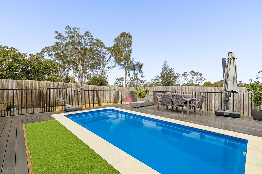 Tyabb 4कमरा Poolside Perfection - The Family Home You've Been Waiting For