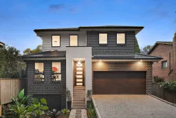 2 ARIANNA AVE, Normanhurst