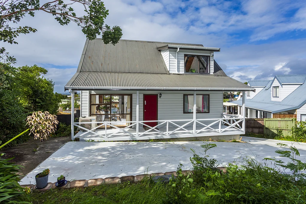 10 Mescal Street, Massey, Waitakere City, Auckland