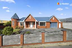 56 Mailer Street, Mornington