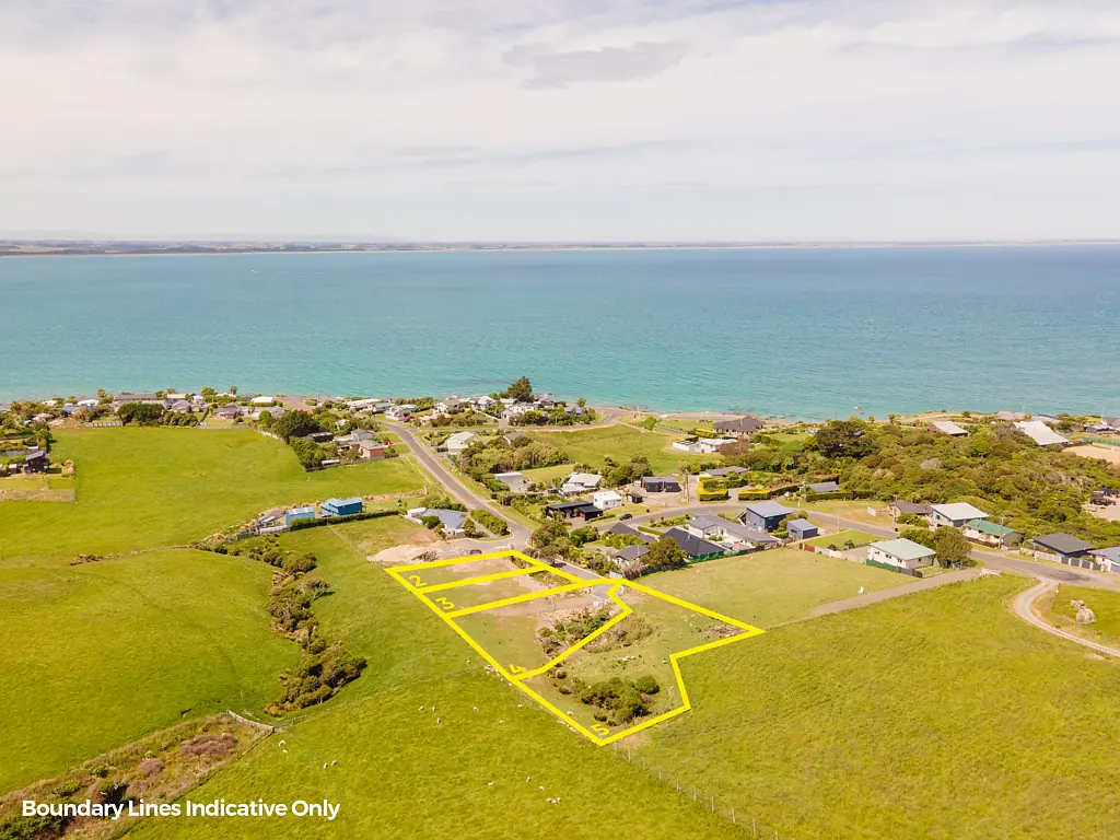 Riverton  Elevated sea views!