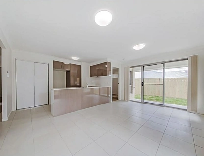 1&2/2 Boyne Street, Brassall, Ipswich - Greater Region, 5房, 3浴, Apartment