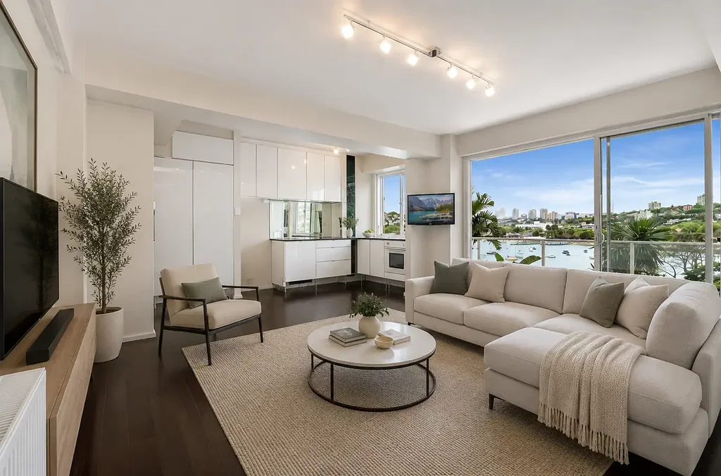 Harbour View Apartment in Prestigious Darling Point Address