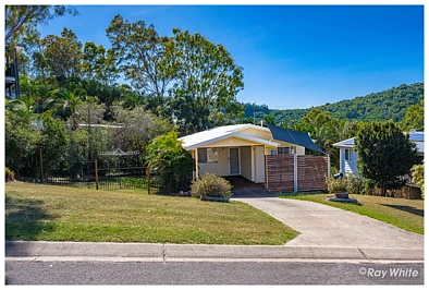 Yeppoon 3chambre Relaxed Coastal Living in a Peaceful Pocket