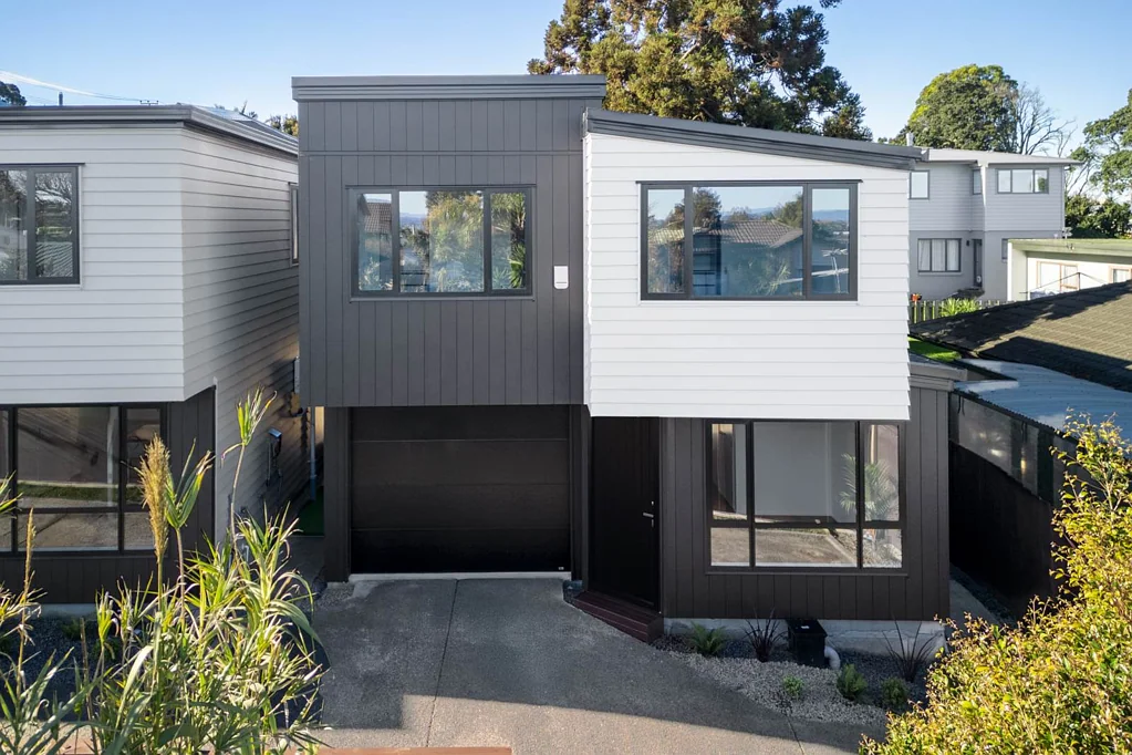 24F Roberts Road, Glenfield, North Shore City, Auckland