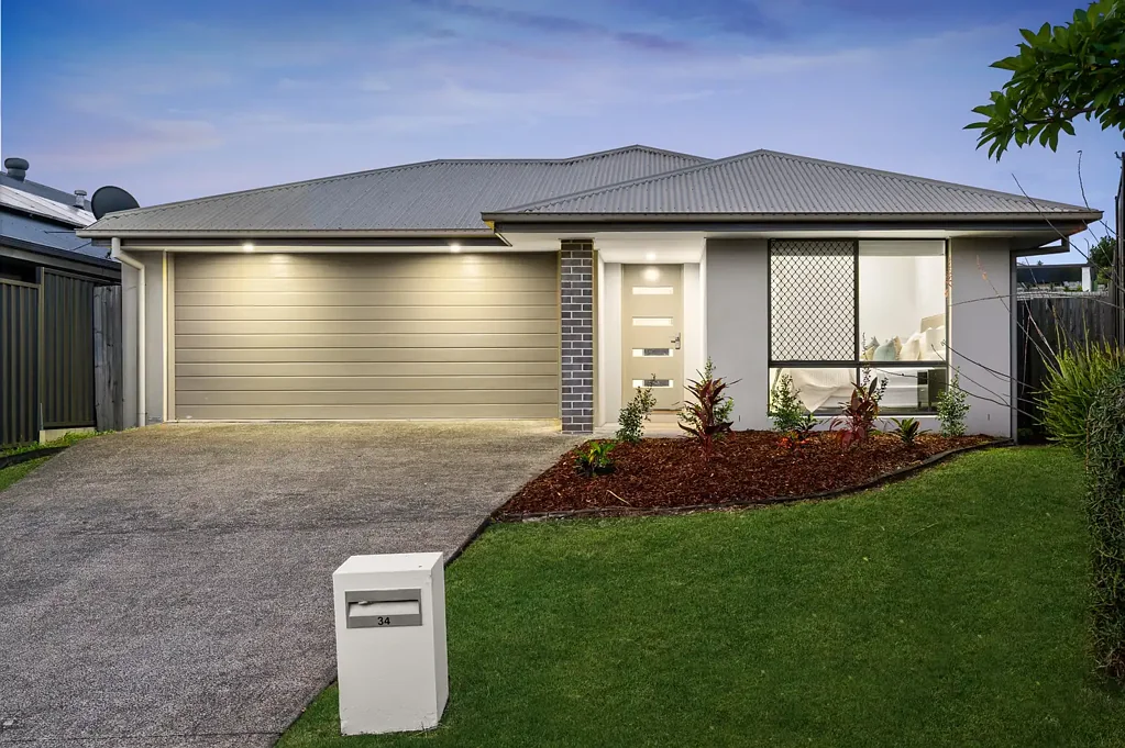 34 Tamborine Street, South Ripley, QLD 4306